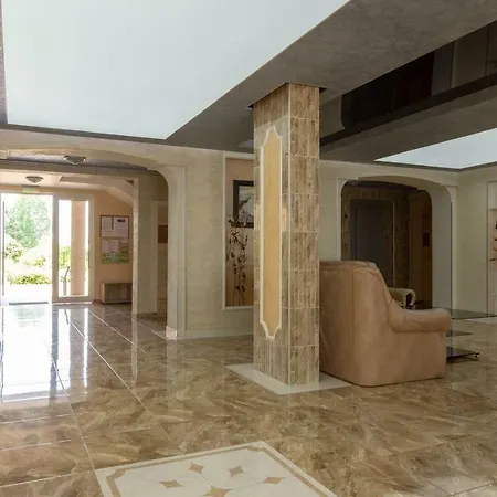 Апартаменты Pool View And Gym 1 Bedroom Sw