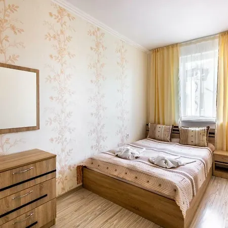 Pool View And Gym 1 Bedroom Sw Апартаменты