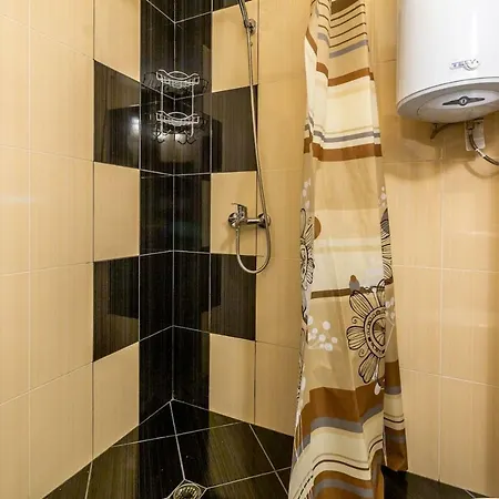 Pool View And Gym 1 Bedroom Sw شقة